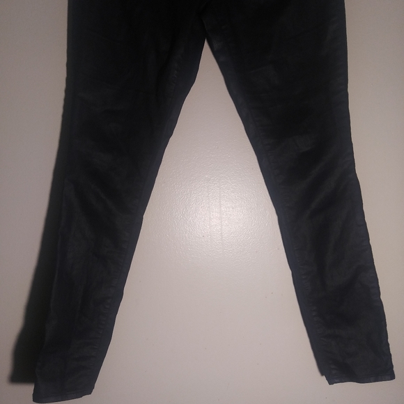 Jeans - Picture 2 of 4